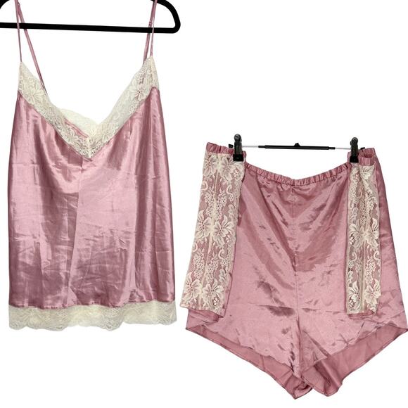 Fredericks of Hollywood Plus Size 4X Sexy PJs Pajamas Camisole Shorts Pink Satin - Picture 1 of 11